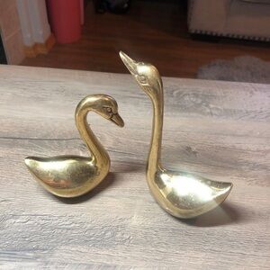 Vintage pair of brass ducks